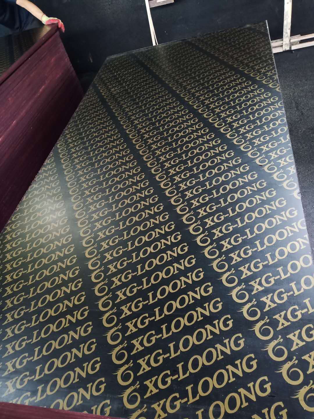 black film plywood