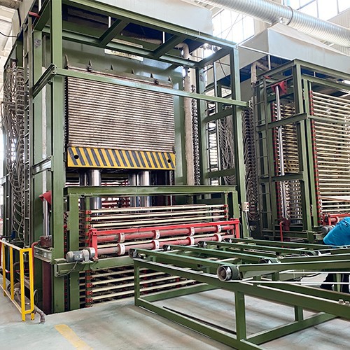 Plywood Production line-1.jpg Plywood Production line-1.jpg