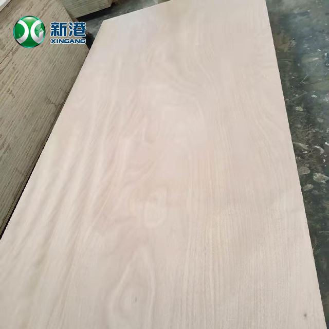 1220*2440mm High Quality E1 Pine Furniture Commercial Plywood Pine CDX Marine Construction Plywood Sheet
