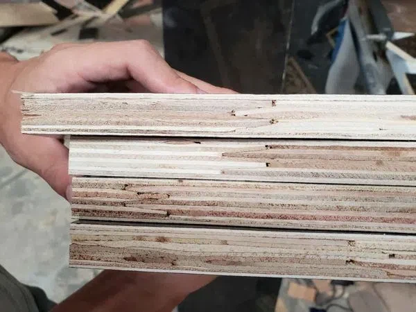 18mm Finger Joint Black Film Faced Formwork Plywood For Construction