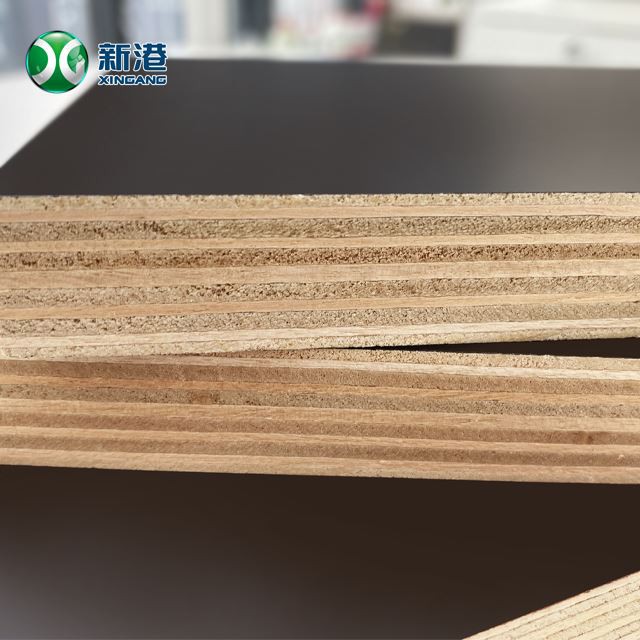 1220x2440mm Concrete Formwork 18MM/20mm Birch Pine Poplar Anti-slip Film Faced Plywood
