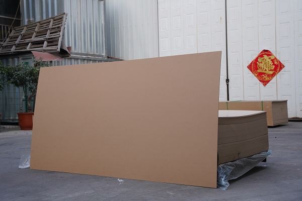 High Quality 3mm 6mm 12mm 15mm 18mm Fibreboards White Melamine Mdf Hdf Board For Furniture
