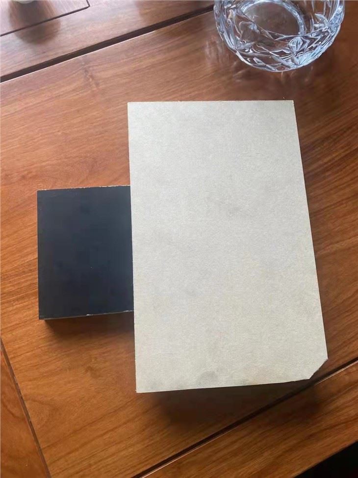Phenolic BoardBlack Film Faced Plywood