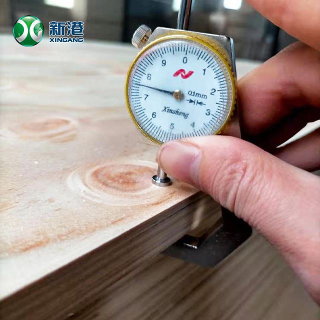 Pine Plywood/double Side Scarred Knot Pine Plywood