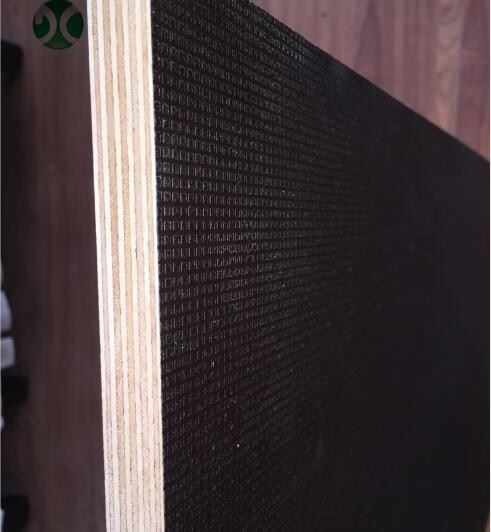Square Wiremesh Anti-slip Film Faced Plywood