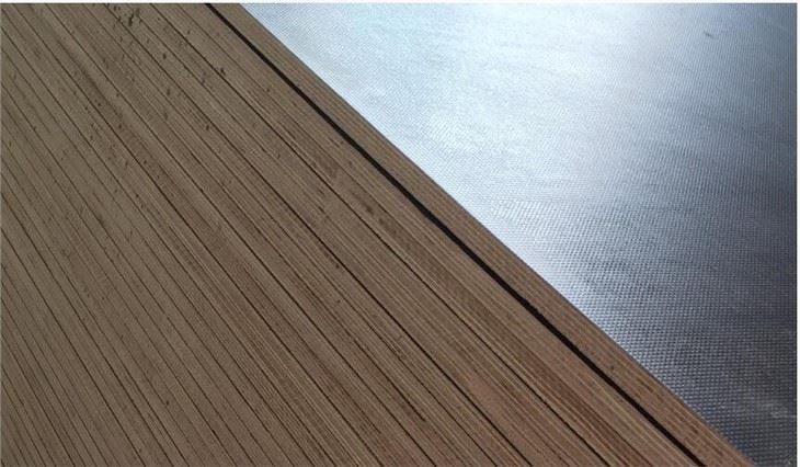 Square Wiremesh Anti-slip Film Faced Plywood