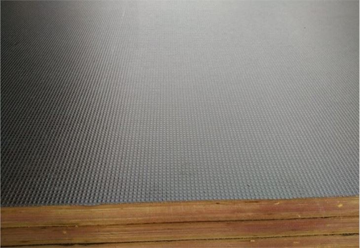 Square Wiremesh Anti-slip Film Faced Plywood