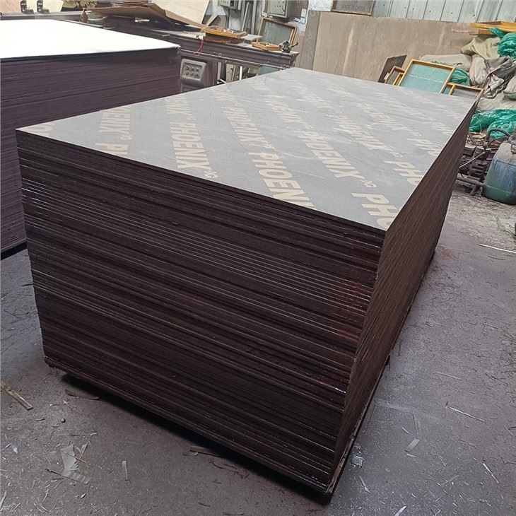Waterproof Poplar Plywood Marine Plywood 18mm Film Faced Plywood For Construct