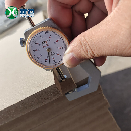 Plain MDF Pine Poplar Raw Mdf 18mm 3.6mm 15mm Cheap Mdf Board